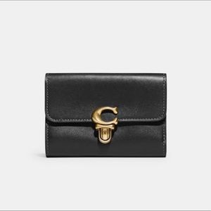 COACH Studio Medium Wallet Black like new msrp $195